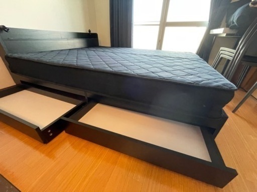 クイーン ベット フレーム＆マットレス