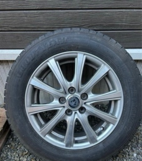 スタッドレスタイヤ　ホイール付き　185 65 15 5穴