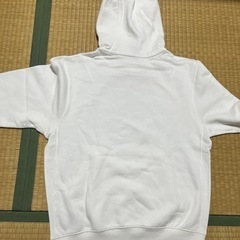 ナイキパーカー新品未使用の画像