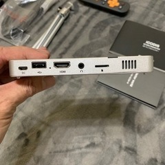 小型プロジェクター　iCODIS  早い者勝ち！の画像