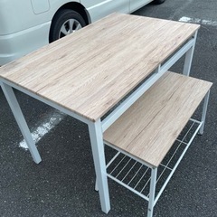 ダイニングテーブル（期間限定値下げ中）