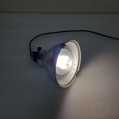 照明ライト 分岐コンセント付き DIY作業灯  撮影照明  屋内用 ガレージの画像
