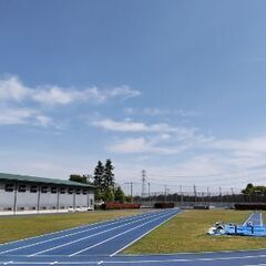 集団型かけっこ教室 : スモールレッスン2024 (大学の陸上競技場で実施！)の画像