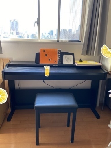 美品　ローランド　2019年製 RP102 電子ピアノ