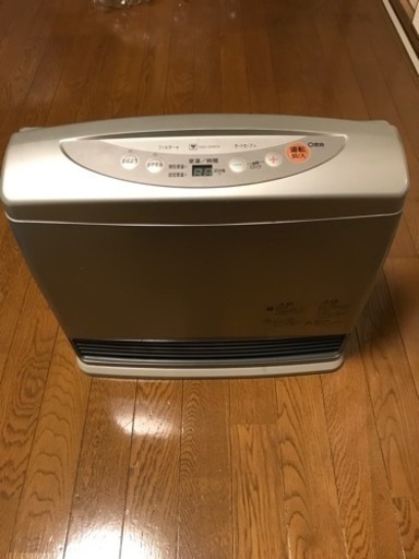 ガスファンヒーター