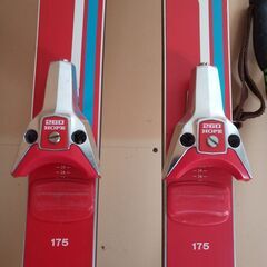 昭和　レトロ　アンティークなスキー板、ストック　セット　の画像