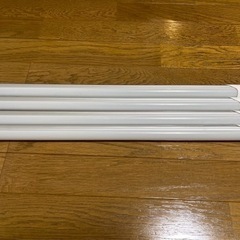 4本セット　直管形LED蛍光灯、20W型、58cm、6000K 昼光色