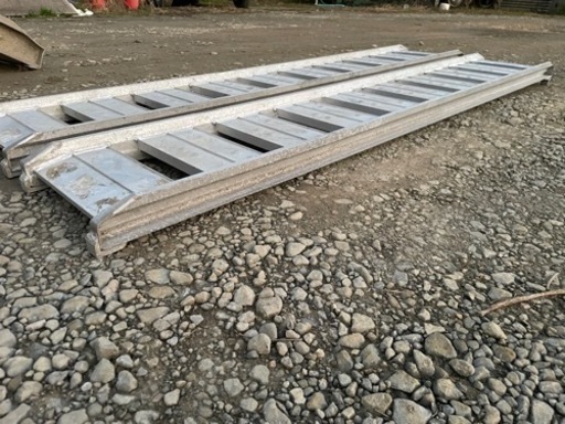 アルミブリッジ