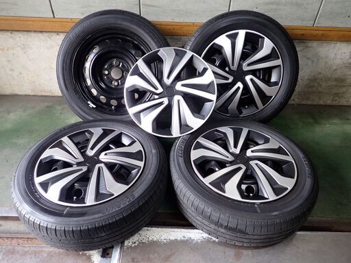 【お取引終了！】★アクア用タイヤ＆スチールホイール4本セット！（新品ホイールカバー付き）