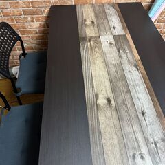 IKEA４人掛けテーブル＋チェア２脚
