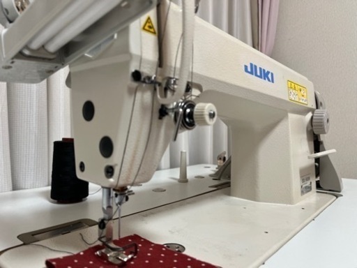 JUKI（ジューキ）　DDL-5600N 本縫い工業用ミシン