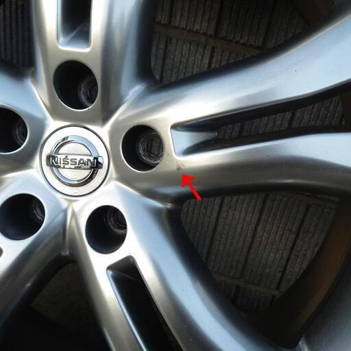 Z51ムラーノ 20インチ純正ホイール 美品 タイヤ付き 235/55R20 Z51ムラーノ 20インチ純正ホイール 美品 タイヤ付き 235/55R20