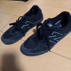 new balance  ニューバランス　スニーカー　ファッション　女　安い　黒　仕事　スポーツ　レディース 　23センチ の画像