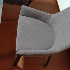 【ダイニングテーブルとイス4脚セット】の画像