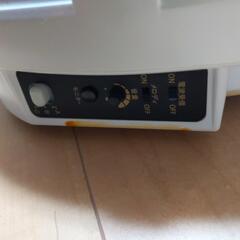 オシャレな音楽が聴ける、掛時計の画像