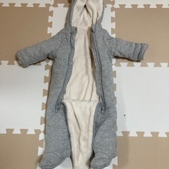 冬用子ども服　つなぎ１着の画像