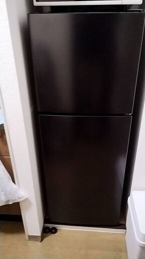 \u003c1/8まで交渉・1/21までの土日にお渡し\u003e【新品購入後半年の美品】小型冷蔵庫138L