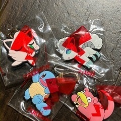 ポケモンキーホルダー新品7個+鬼滅2個