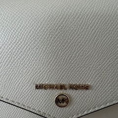 マイケルコース財布の画像