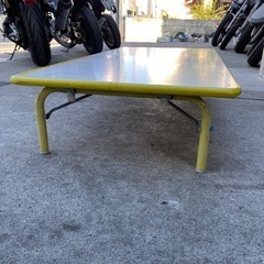 折りたたみ学習机　習字や粘土遊び等などにの画像