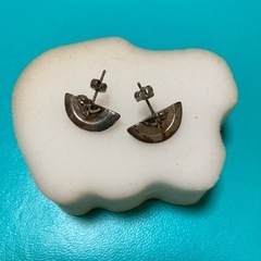 ヴィヴィアンウエストウッド ピアスの画像