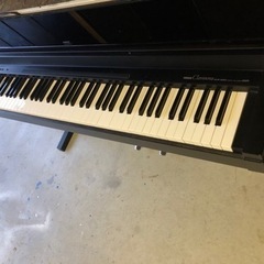 YAMAHA 電子ピアノ