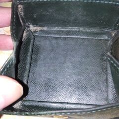 ルイヴィトン タイガ コインケースの画像