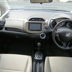 ！車検7年6月7日迄 平成24年 ナビ テレビ バックカメラ ETC クルコン フィットシャトル ハイブリッド スマートセレクション　！の画像