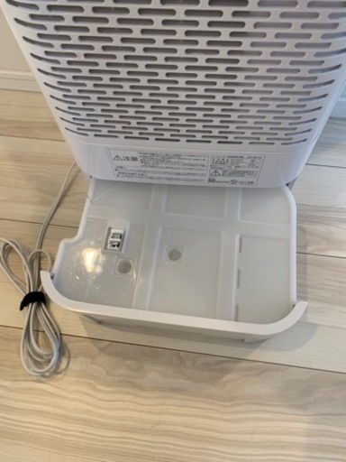 衣類乾燥機　除湿機　サーキュレーター