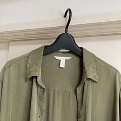 H & M ロングシャツの画像