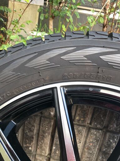 スタットレスタイヤ4本セット（ホイール付）バリ山 ハリアーなど