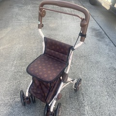 　美品　シルバーカー　手押し車