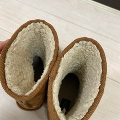 子供ブーツの画像