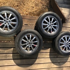 ダンロップ スタッドレスタイヤ4本 225/60R17 99Q