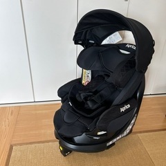 アップリカ　チャイルドシート　フラディア　グロウ