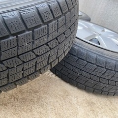 ダンロップ　スタッドレスタイヤ　165/70R14の画像