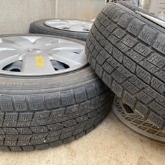 ダンロップ　スタッドレスタイヤ　165/70R14の画像