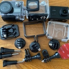 （お譲り完了）アクションカメラ　中古　本体部品色々　4K can...