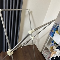 室内物干し竿の画像