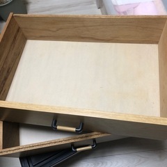 差し上げます。引き出し2個　の画像