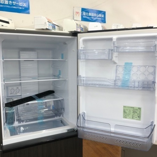 AQUA 4ドア冷蔵庫　2022年製　82,280円