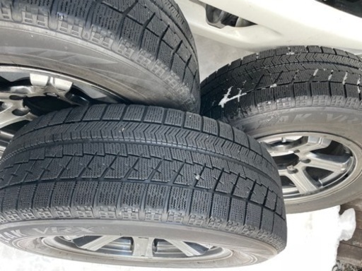 交渉中　格安アルミセット。スタッドレス215-65-16 ハイエース
