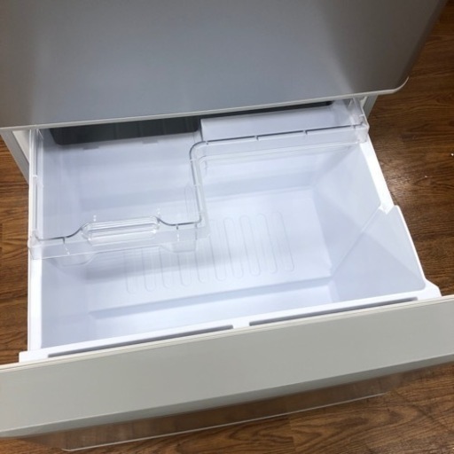 SHARP 3ドア冷蔵庫　2017年製　38,280円