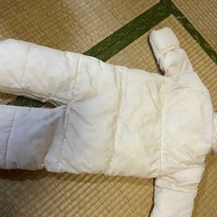 gap 白　6ヶ月くらいまでの子にの画像