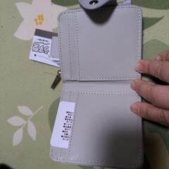 新品タグ付き！薄型財布　の画像
