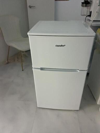 小さな冷蔵庫