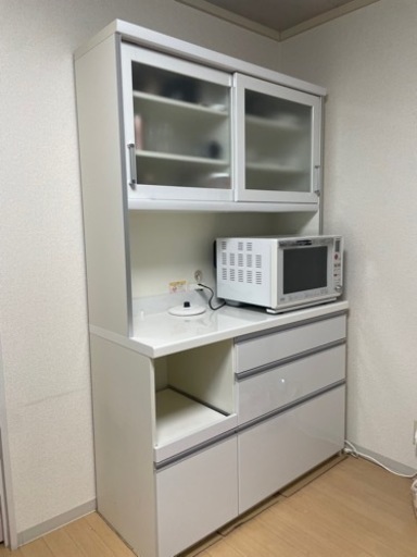 【1/22取引終了⚠️】キッチンボード 食器棚