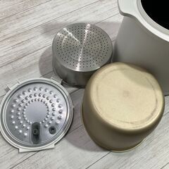 ★LOCABO ロカボ　糖質カット炊飯器　JM-C20E-B　最大炊飯容量:0.9リットル 5合炊き ホワイト★通電確認済★B0DL0103の画像