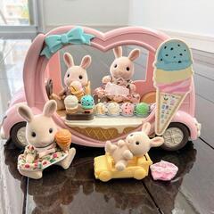 シルバニアファミリー ゆうえんち おみせやさん 【ハッピーアイスクリームワゴン】とミルクうさぎファミリーの画像