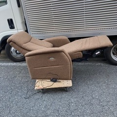 1人用電動リクライニングソファーの画像